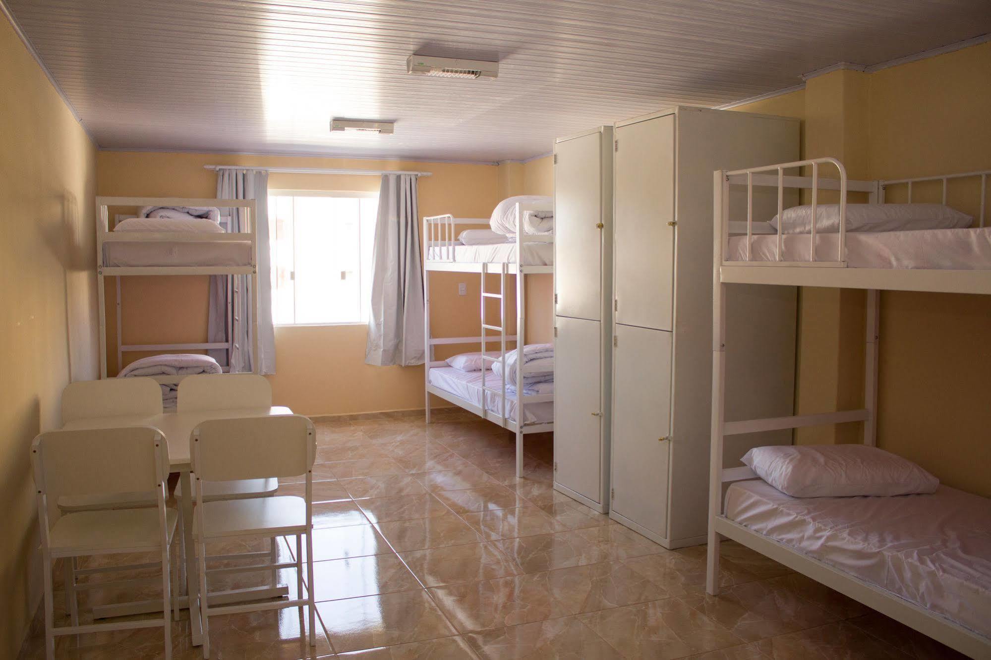 Hostel Solluz Curitiba Esterno foto